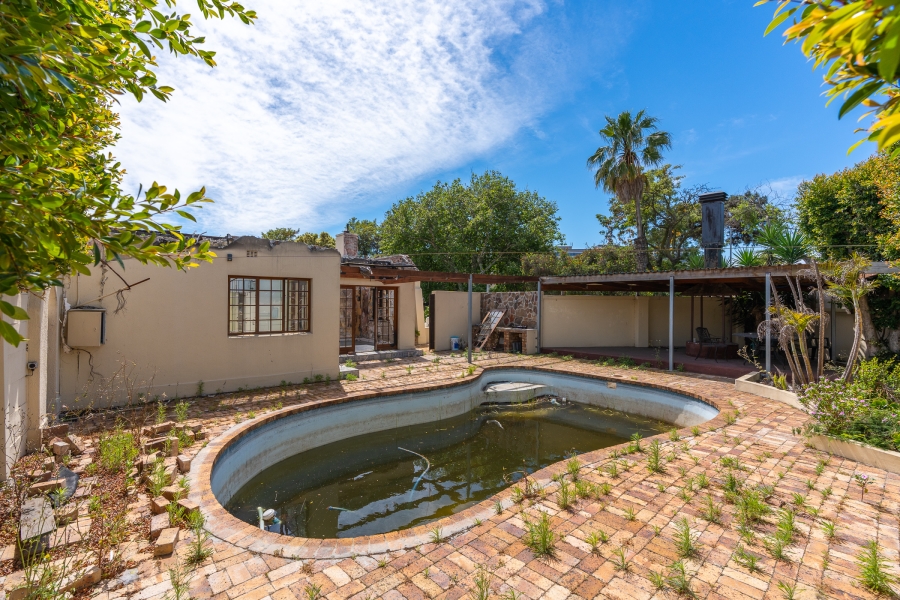 4 Bedroom Property for Sale in Pinelands Western Cape